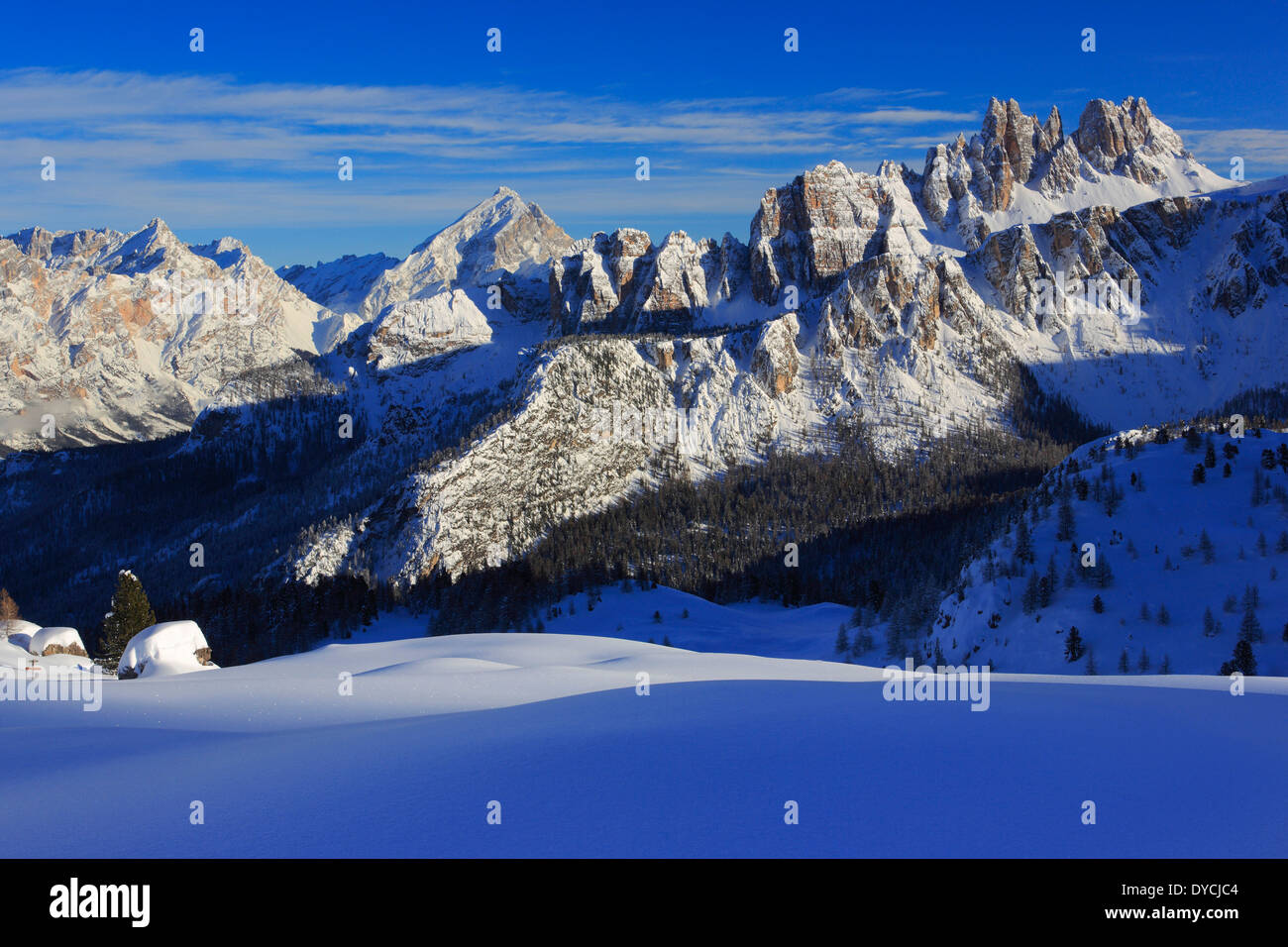 Alpen Alpen-Panorama Antelao Ansicht Berg Berge massiv Bergpanorama ...