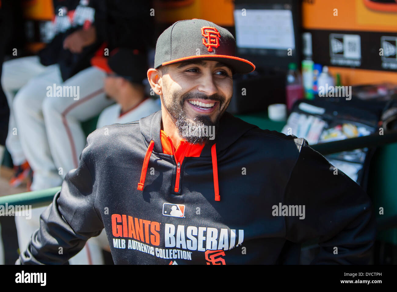 20. April 2013: San Francisco Giants Entlastung Krug Sergio Romo (54) vor dem MLB-Baseball-Spiel zwischen den Colorado Rockies und die San Francisco Giants im AT&T Park in San Francisco CA. Die Riesen besiegt die Rockies 5-4. Damon Tarver/Cal-Sport-Medien Stockfoto