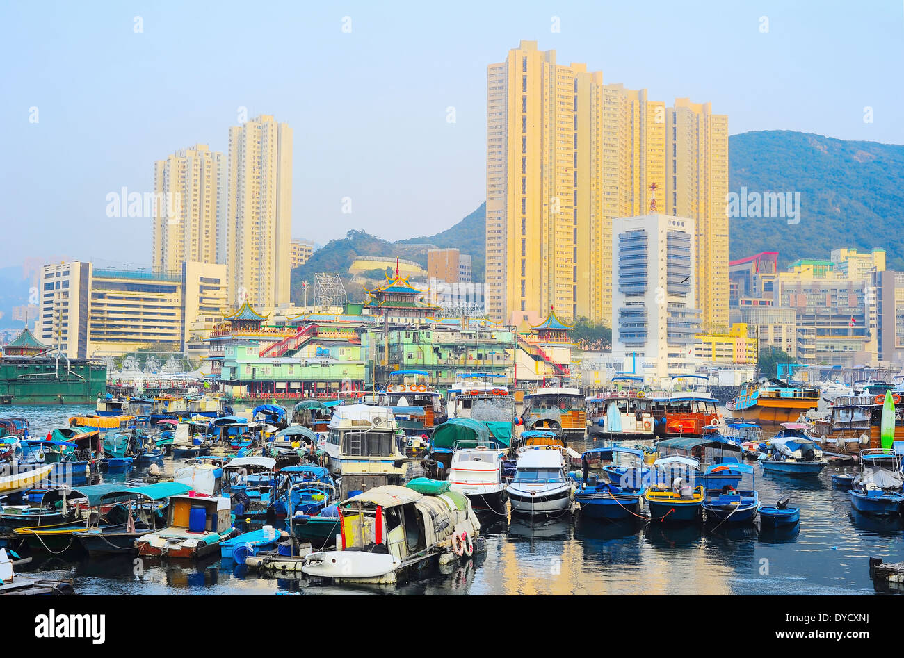 Aberdeen, berühmten schwimmenden Dorf in Hong Kong Stockfoto