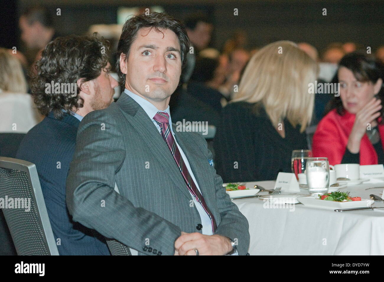 Vancouver, British Columbia, Kanada. 14. April 2014. Federal Liberalen Oppositionsführer JUSTIN TRUDEAU an einem Mittagessen Vancouver Board Of Trade. Trudeau führt seine Partei in die nächste Bundestagswahl in 18 Monaten. © Heinz Ruckemann/ZUMA Wire/ZUMAPRESS.com/Alamy Live-Nachrichten Stockfoto