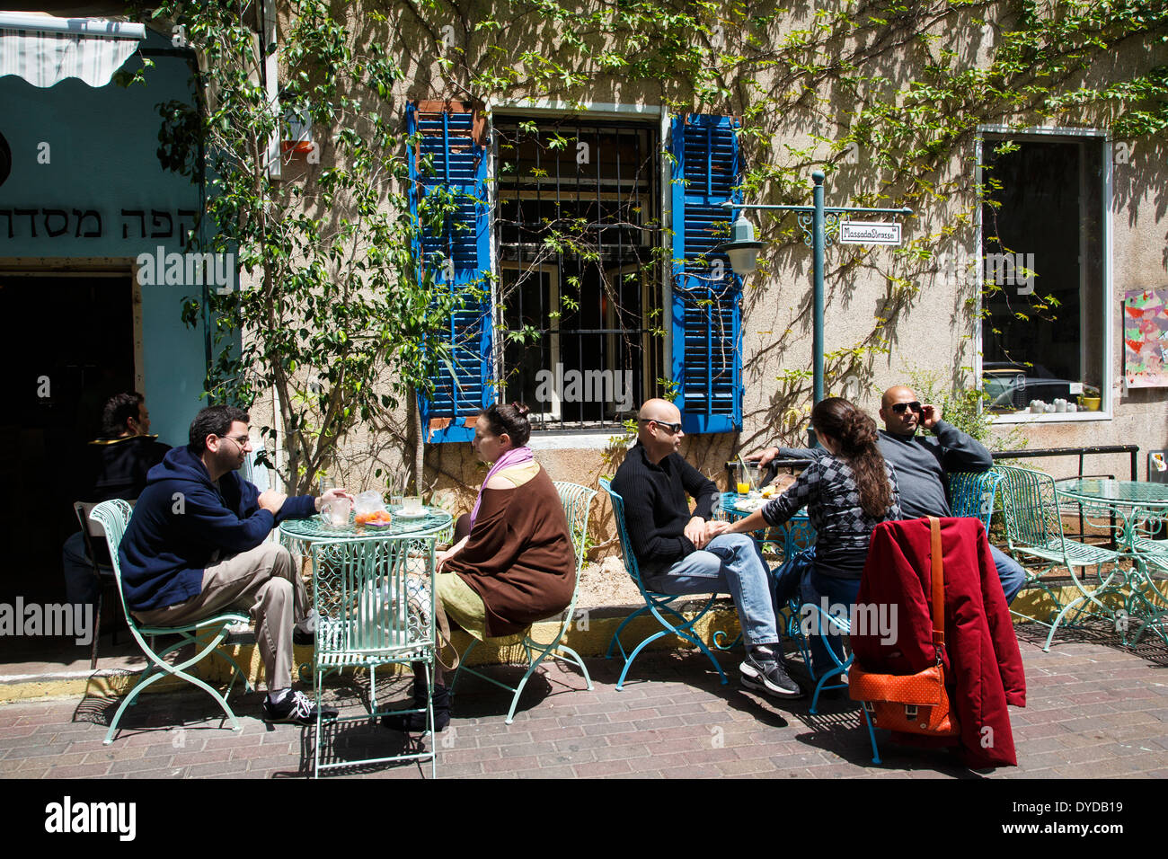 Cafe in Masada Straße in Haifa, Israel. Stockfoto