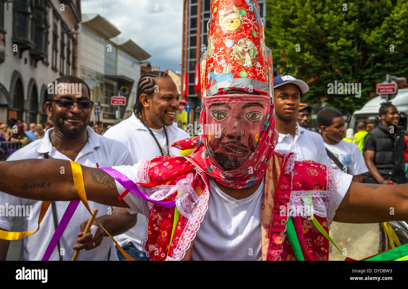 Maskierte Tänzer bei Leicester karibischen Karneval. Stockfoto