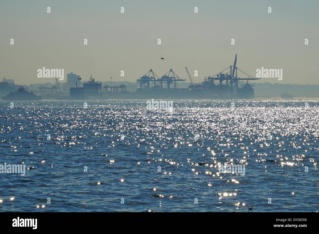 Schifffahrt auf dem Bosporus, Istanbul, Türkei. Stockfoto
