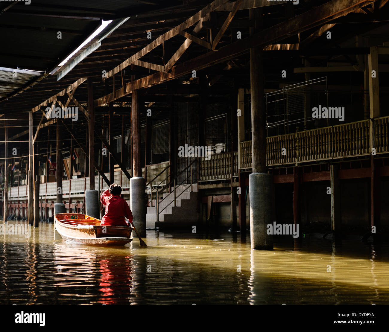 Der schwimmende Markt von Damnoen Saduak. Stockfoto