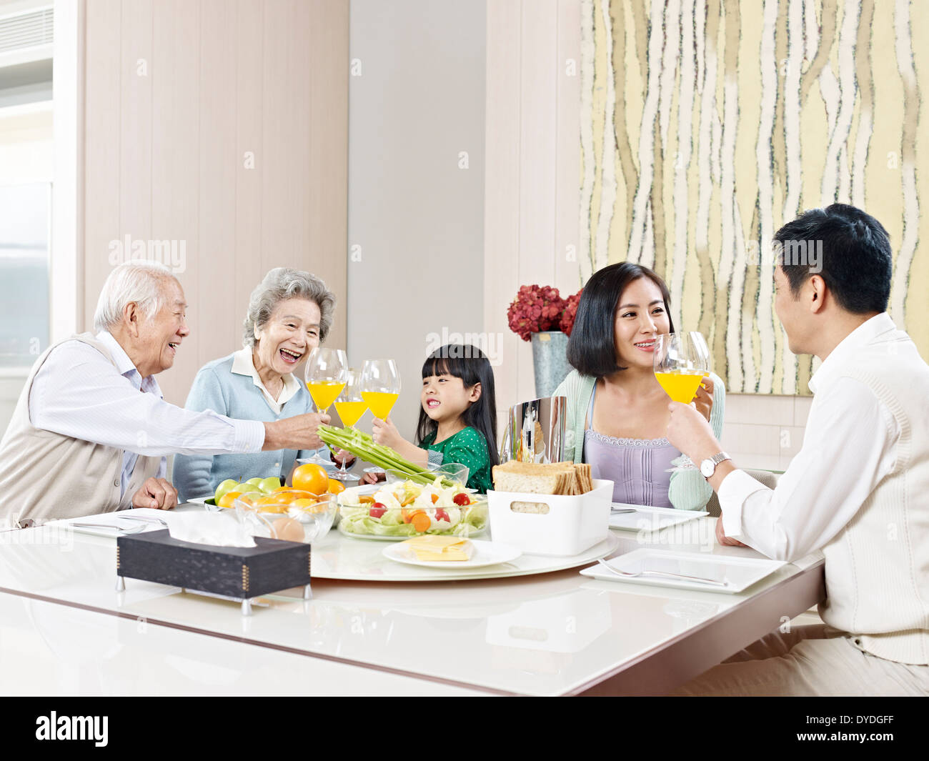 asiatische Familienglück Stockfoto