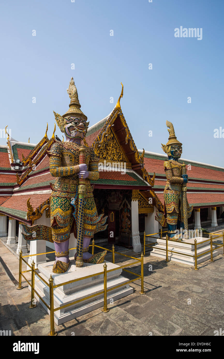 Thailand Asien Bangkok Architektur bunte Detail berühmte Wachen Geschichte Palast Royal touristische Reisen Unesco Wat Phra Kaew Stockfoto