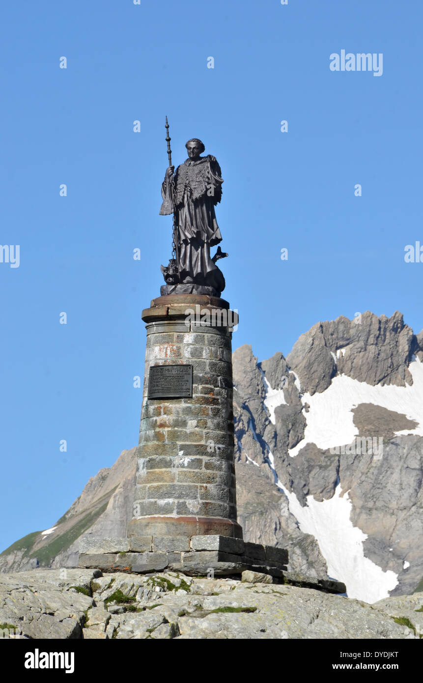 Bernhardiner Bernhardiner Pass Italien Schweiz Europa Schweizer Grenze grand St. Bernard Hospiz See Grenze Mt Blanc groß Stockfoto