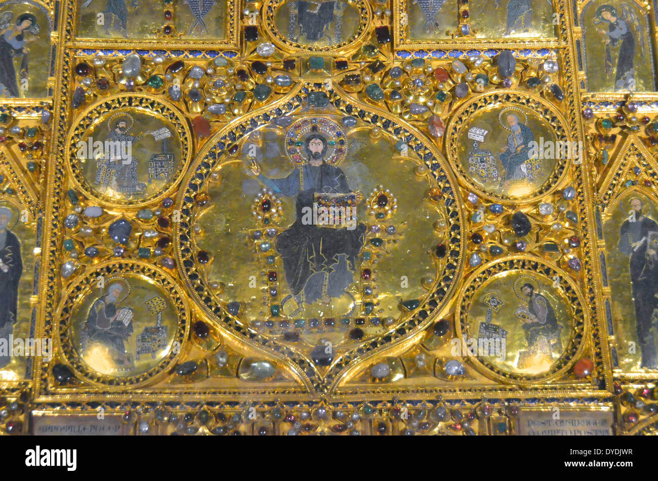 Treasure Gold Edelsteine unbezahlbar Pala d ' Oro Kunst Altarbild Pala d ' Oro Edelsteine Markusplatz Basilika Venedig Italien pure gold bul Stockfoto