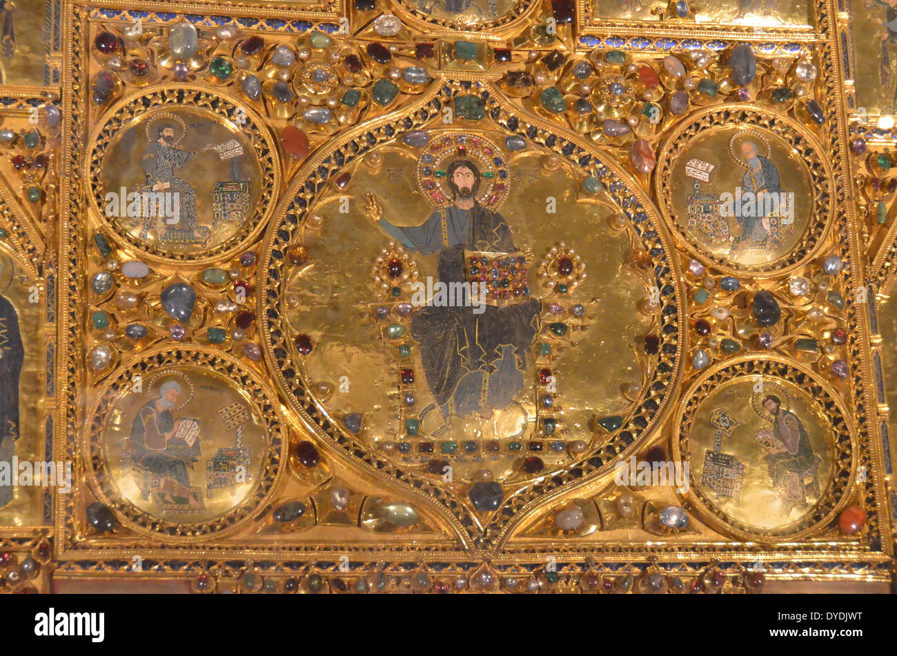 Treasure Gold Edelsteine unbezahlbar Pala d ' Oro Kunst Altarbild Pala d ' Oro Edelsteine Markusplatz Basilika Venedig Italien pure gold bul Stockfoto