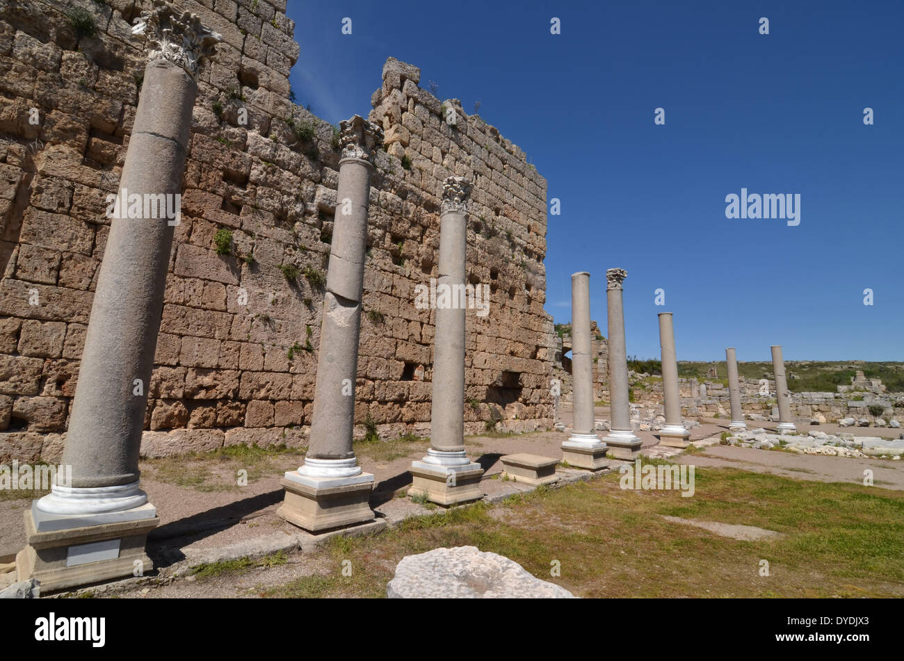 Griechenland Europa griechische Architektur antiken Griechenland Europa Stein Marmor klassische Türkei Perge mediterrane Ruinen bleibt Tempel, Stockfoto