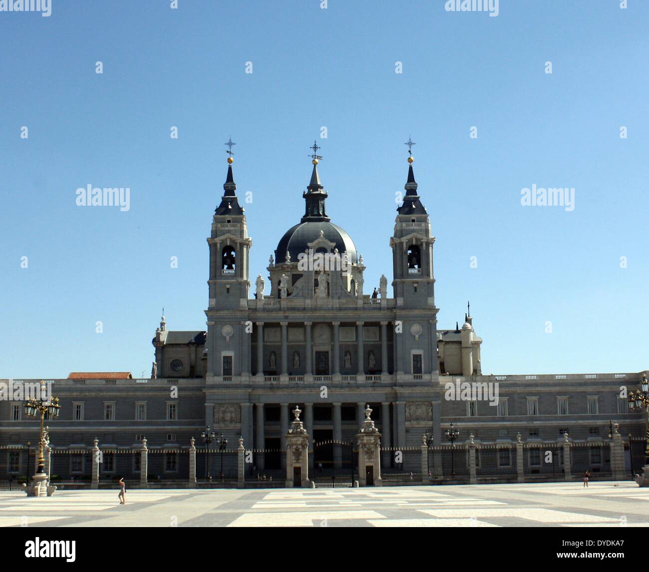 Die Kathedrale der Heiligen Maria der Königlichen von La Almudena. 15. Juni 1993 abgeschlossen. Madrid. Spanien 2013 Stockfoto