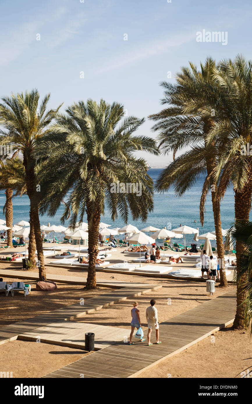 Blick über den Strand und die Hotels in Eilat, Israel. Stockfoto