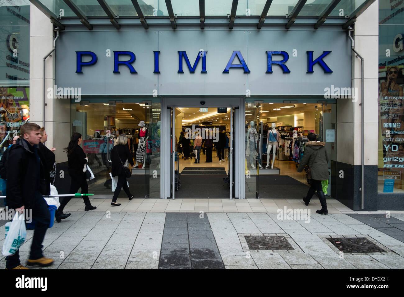 Primark Shop Cardiff Stadtzentrum Stockfoto