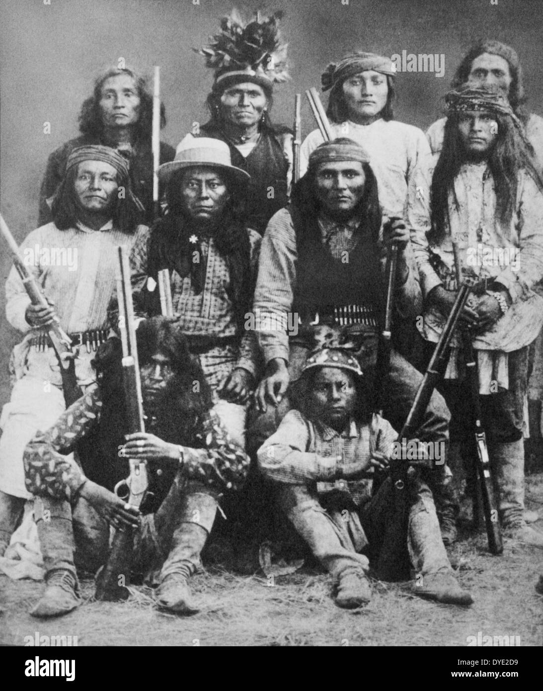 Apache Scouts von General George Crook geholfen zu Track Geronimo, Portrait, ca. 1886 Stockfoto
