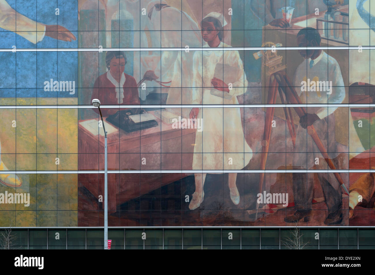 Detail der "Streben nach Glück" durch Vertis Hayes, einer der Harlem Hospital Center WPA Wandbilder, die an der Außenwand des Zentrums auf die Lenox Avenue. Stockfoto