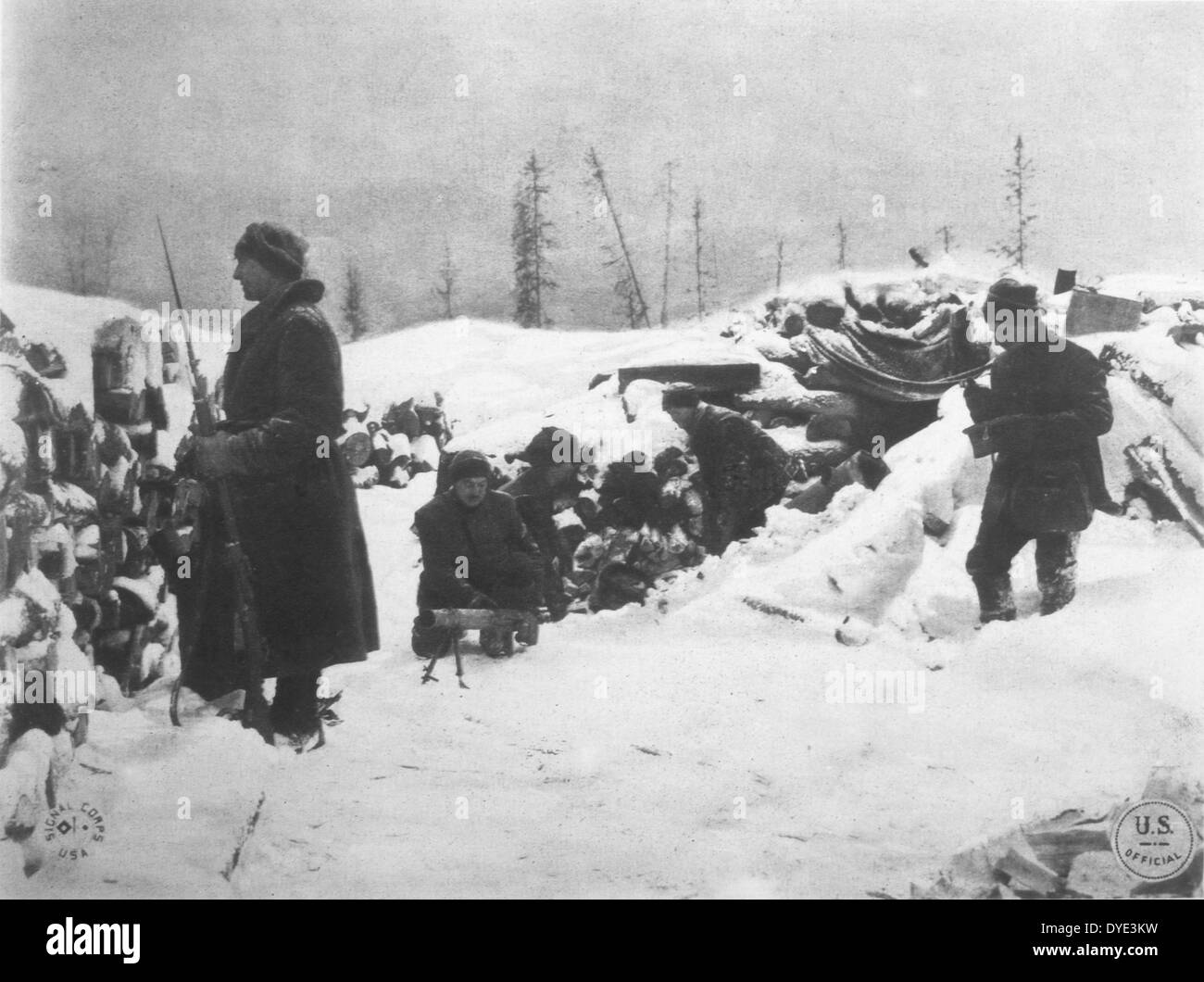US-Soldaten kämpfen Bolschewiki im Winter im Norden Russlands, ca. 1919 Stockfoto