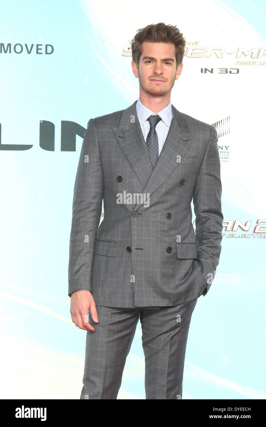 Berlin, Deutschland. 15. April 2014. Andrew Garfield bei der Premiere des Films "The Amazing Spider-Man 2" im Sony Center Theater in Berlin, Deutschland. Am 15. April 2014. Bildnachweis: Dpa picture Alliance/Alamy Live News Stockfoto