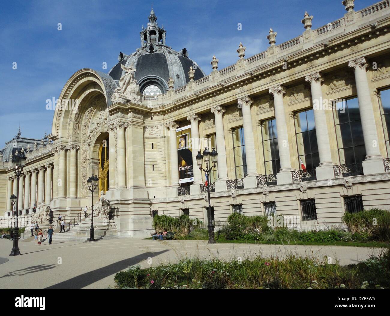 Ansicht des Petit Palais Museum 2013. Für die Weltausstellung 1900 erbaut. Paris Stockfoto