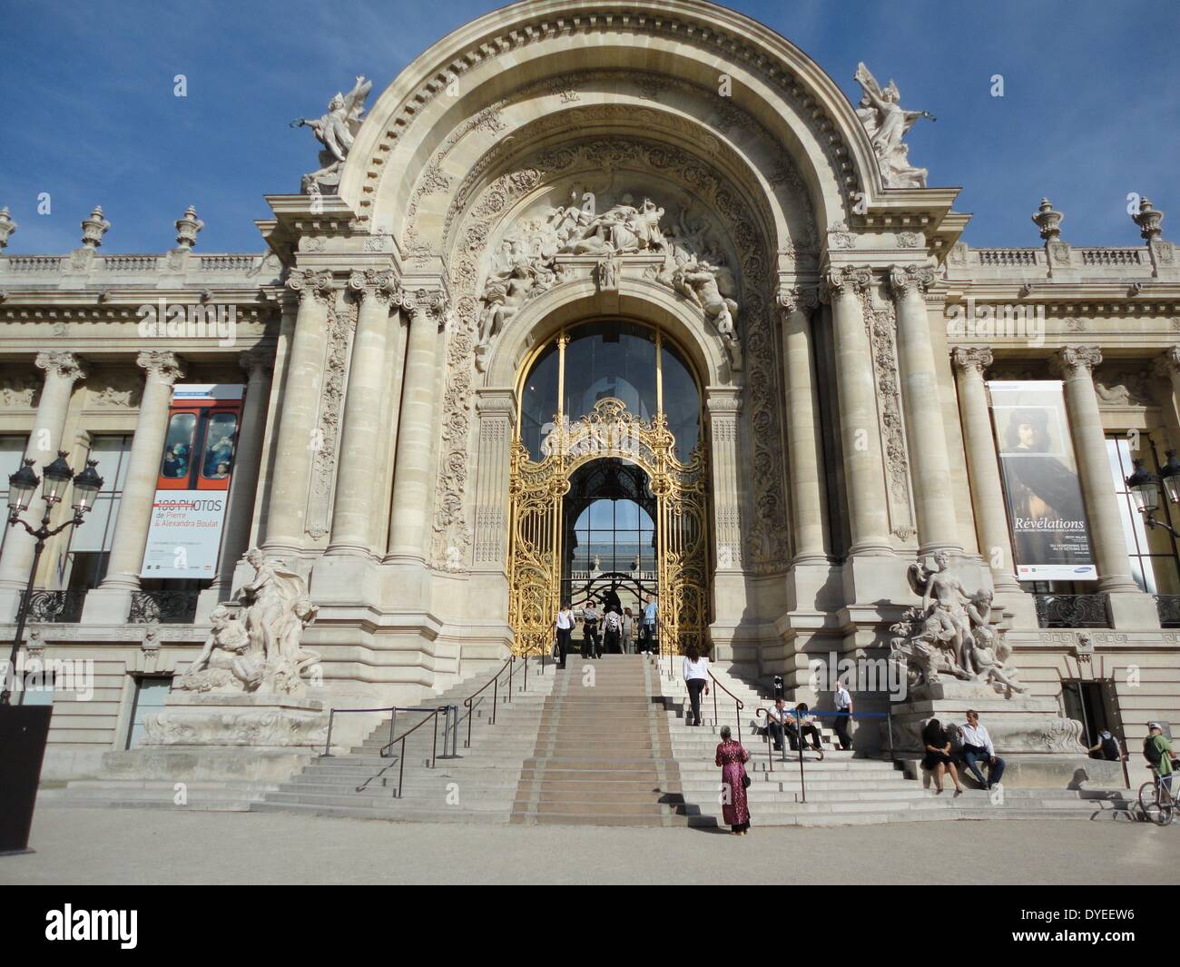 Ansicht des Petit Palais Museum 2013. Für die Weltausstellung 1900 erbaut. Paris Stockfoto