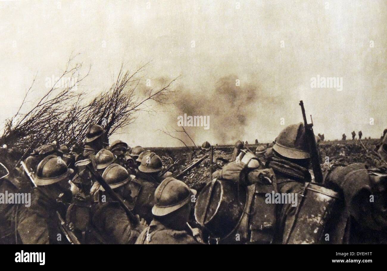 Weltkrieg 1 - 25. Februar 1916 von französischen Truppen vorbereiten, nord-westlich von Douaumont in Richtung deutsche Positionen während der Schlacht an der Somme, 1916. Stockfoto