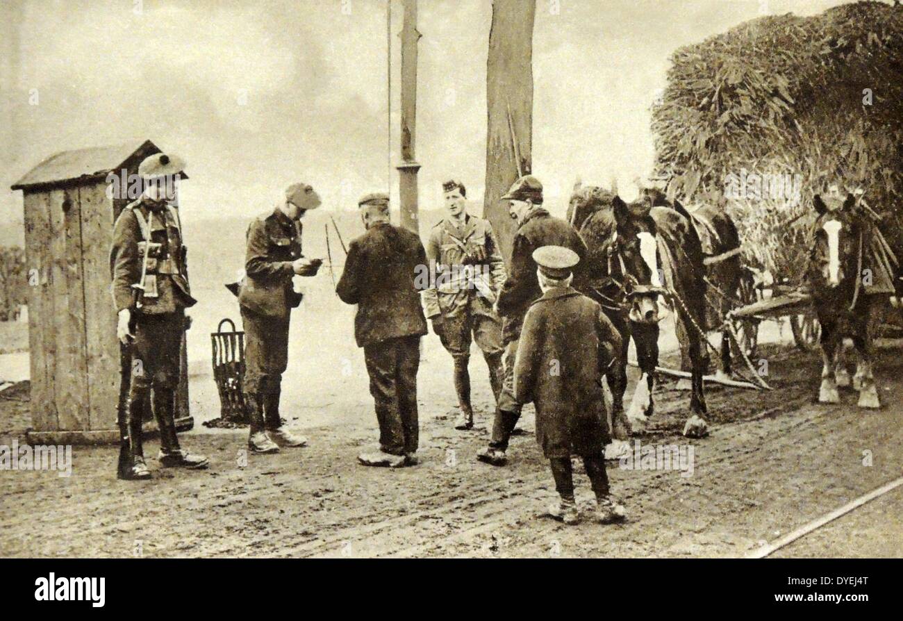 Weltkrieg 1. Deutsche Carters zeigen ihre Papiere bevor die Britische Rhein Zone eingeben. 1919. Stockfoto