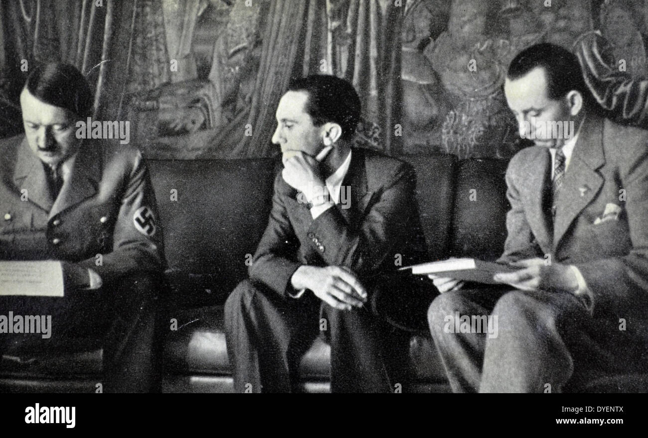 Adolf Hitler mit Josef Goebbels und Otto Dietrich, das Dritte Reich der Pressechef Stockfoto