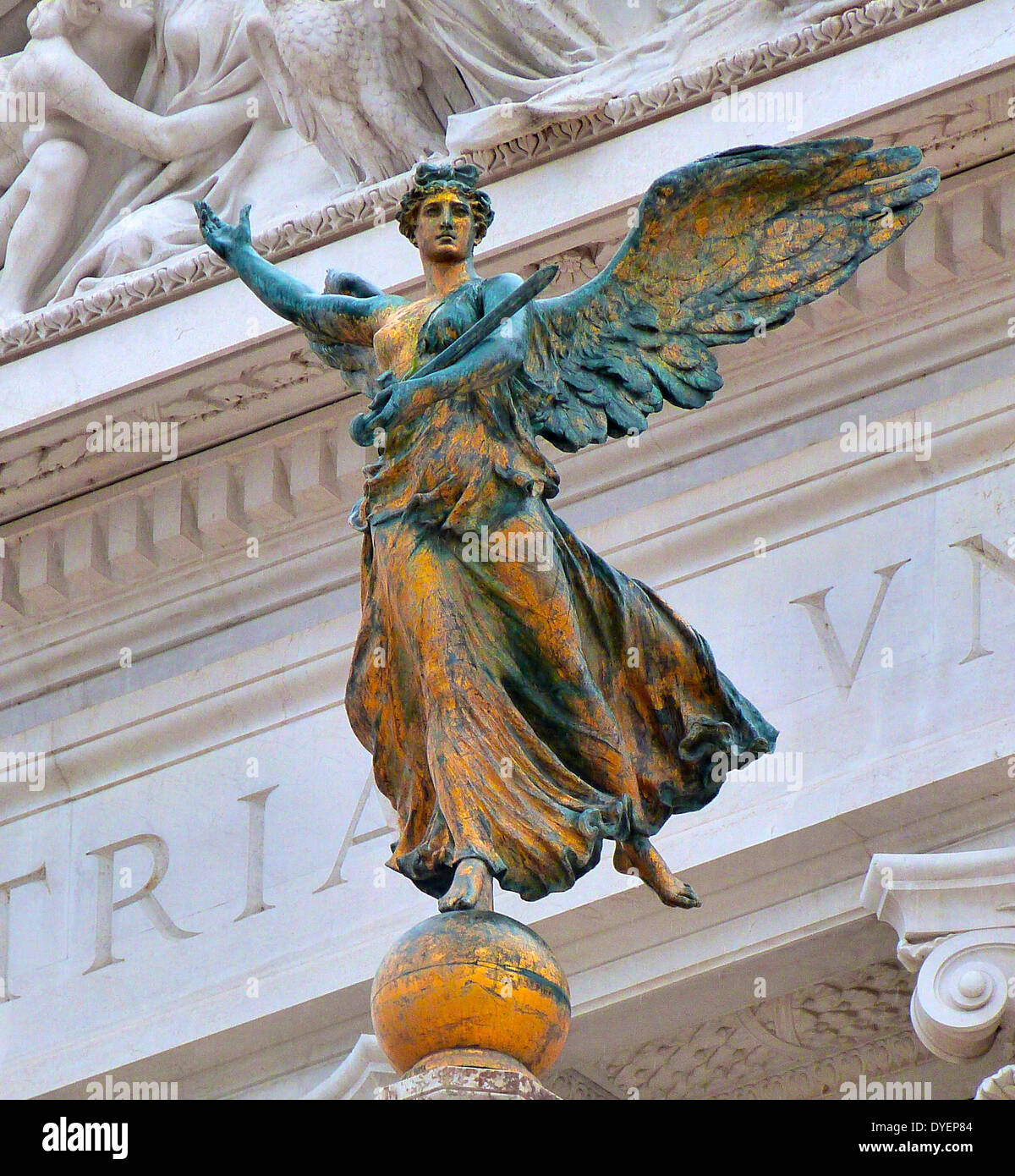 Detail einer Statue am Monumento Nazionale a Vittorio Emanuele II oder 'Il Vittoriano" ist ein Monument in Rom erbaute König Victor Emmanuel, der erste König von einer einheitlichen Italien zu ehren. Geöffnet: 1925; durch den Architekten Giuseppe Sacconi Stockfoto