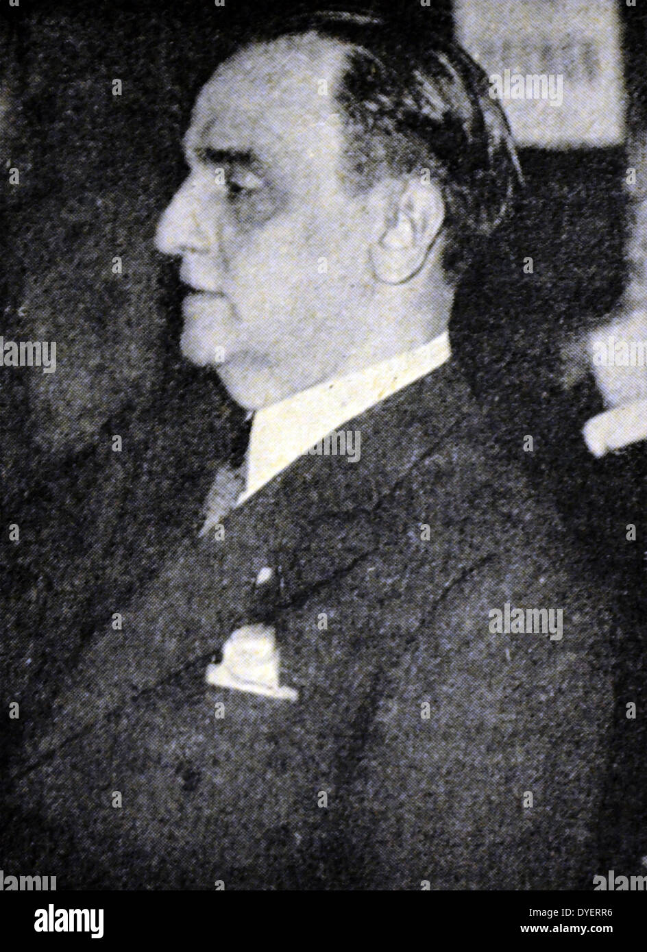 Spanischer Bürgerkrieg: Antonio Goicoechea (1876, Barcelona - 1953) war ein alfonsine Monarchist in Spanien während der Zeit der Zweiten Spanischen Republik und des Spanischen Bürgerkriegs. Er führte die Renovación Española politische Partei.[2] Vor dem Bürgerkrieg, Goicoechea 1934 hatte neben Wagenliste Monarchisten mit italienischen Diktator Benito Mussolini auf einem militärischen Abkommen, dass Italienische Unterstützung ihrer Bewegungen garantieren würde verhandelt ein Bürgerkrieg in Spanien ausbrechen sollte. Stockfoto
