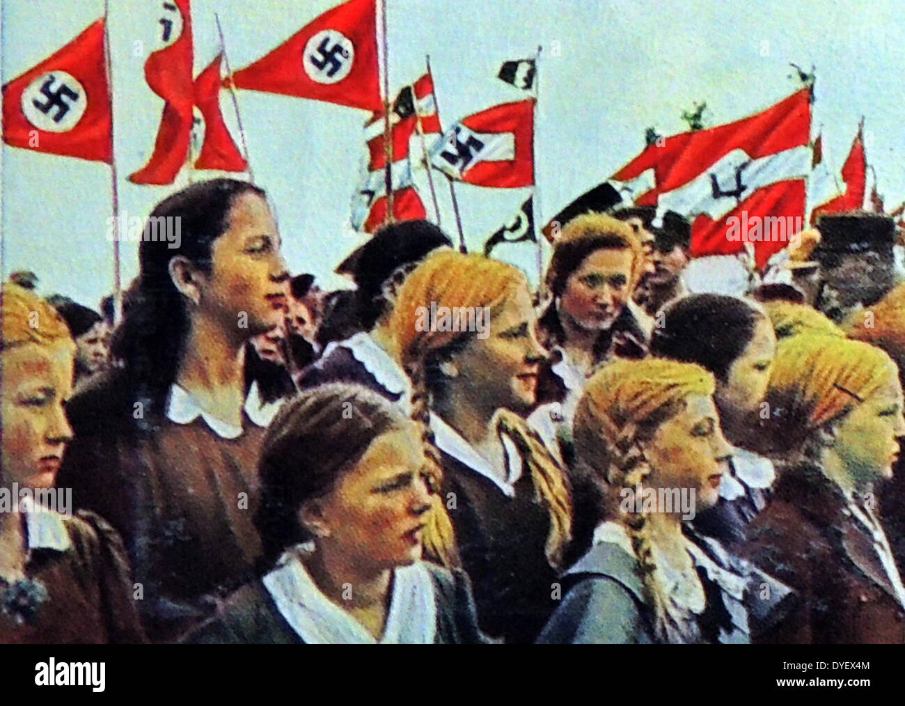 Hitler-Jugend (weibliche Mitglieder) auf einer Kundgebung, Deutschland ca. 1934 Stockfoto