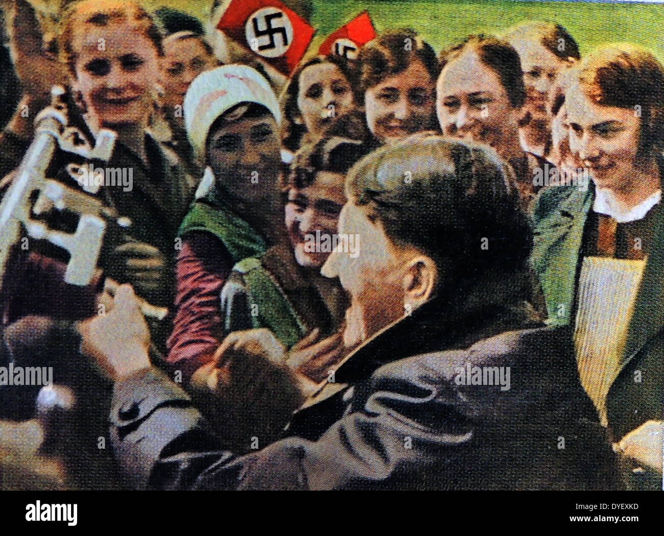 Weibliche NS-Fans begrüßen Adolf Hitler nach seiner Wahl zum Reichskanzler 1933 Stockfoto
