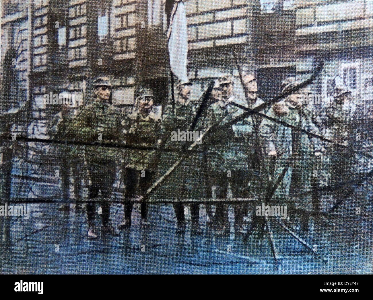 Heinrich Himmler führt eine Gruppe von Nazi-Mitglieder während der Bier Hall Putsch in München 1923 Stockfoto