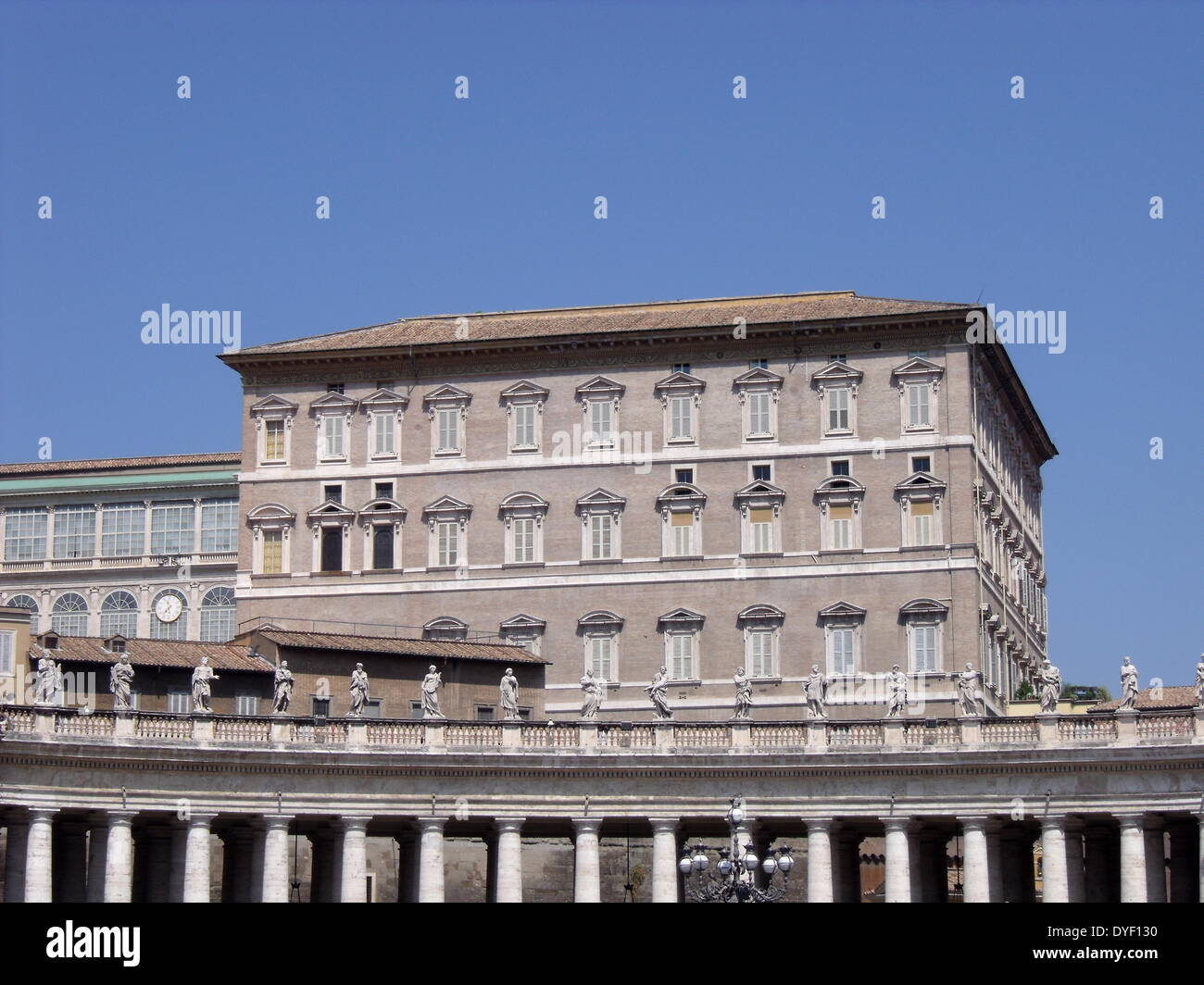 Die Apartments des Papstes auf dem Petersplatz im Vatikan, Italien. Die offiziellen religiösen Residenz von jede Portion Papst seit dem 17. Jahrhundert. Stockfoto