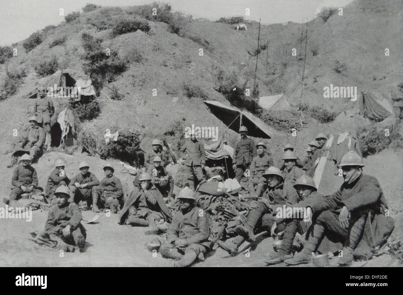 Die französischen Soldaten ruhen, bevor sie in die Schlacht, während des Ersten Weltkriegs 1917 Stockfoto