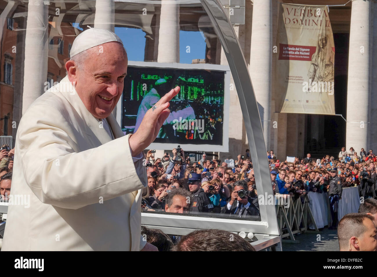 Vatikanstadt, Rom, Italien. 16. April 2014. Kredit-Franziskus - Generalaudienz vom 16. April 2014: wirklich einfach Star/Alamy Live-Nachrichten Stockfoto