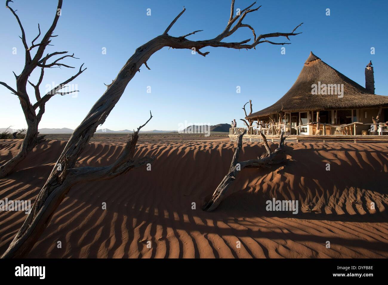 Sossusvlei, Namibia. 14. Januar 2011. Die "Little Kulala" Lodge am Rande der Namib-Wüste in der Nähe von Sossusvlei, Namibia, 14. Januar 2011. Foto: Tom Schulze - NO WIRE SERVICE – / Dpa/Alamy Live News Stockfoto