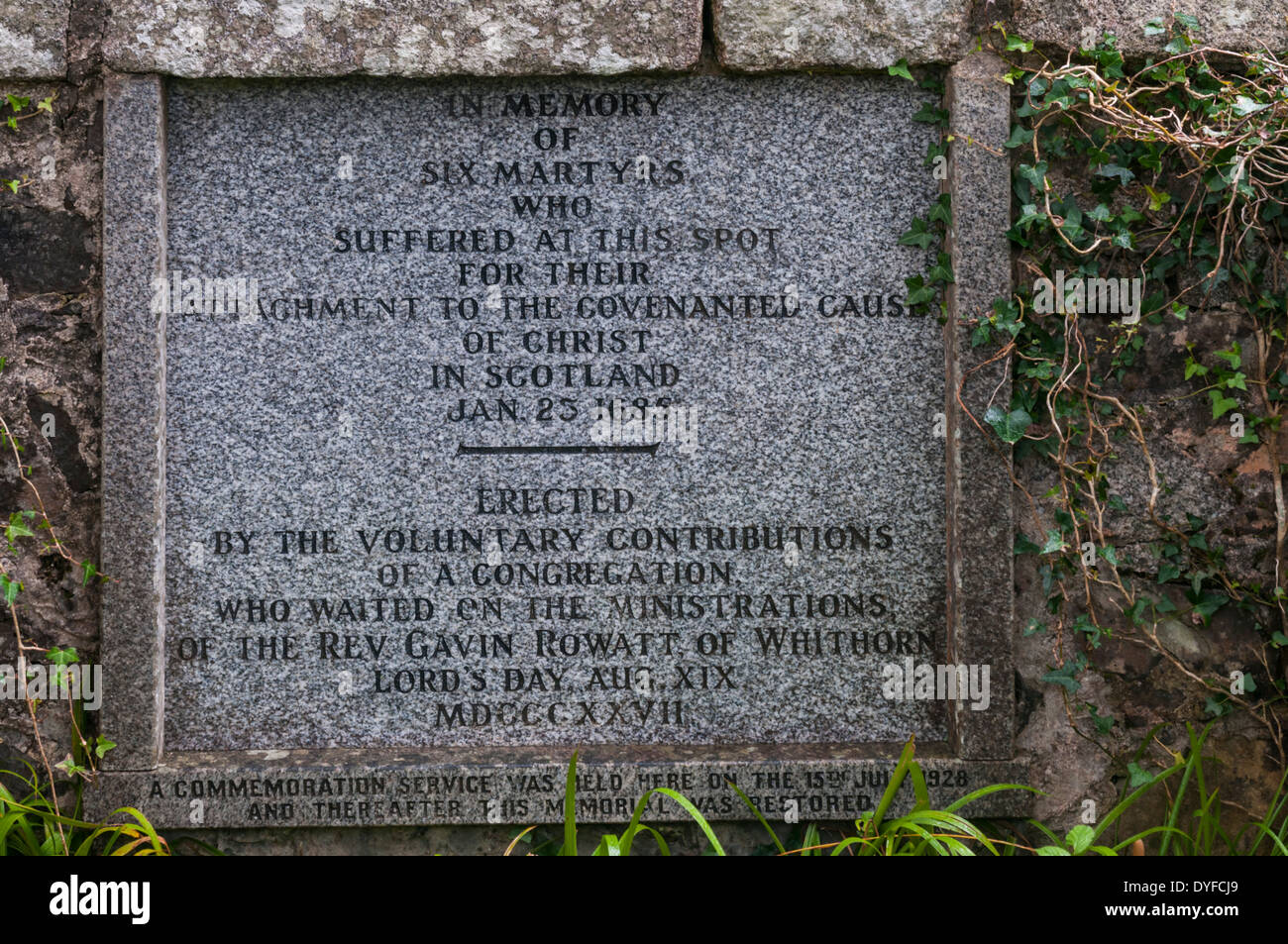 Ein Denkmal für sechs Märtyrer, die an dieser Stelle für ihre Verbundenheit mit dem Bund Ursache Christi in Schottland 1685 erlitten Stockfoto