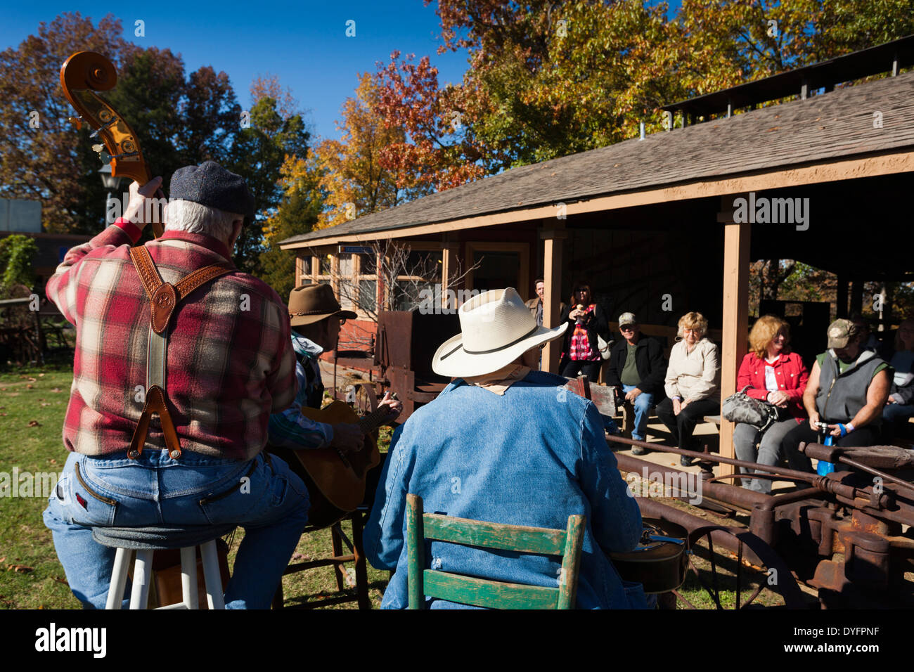 USA, Arkansas, Mountain View, Ozark Mountain Bluegrass-Musiker Stockfoto