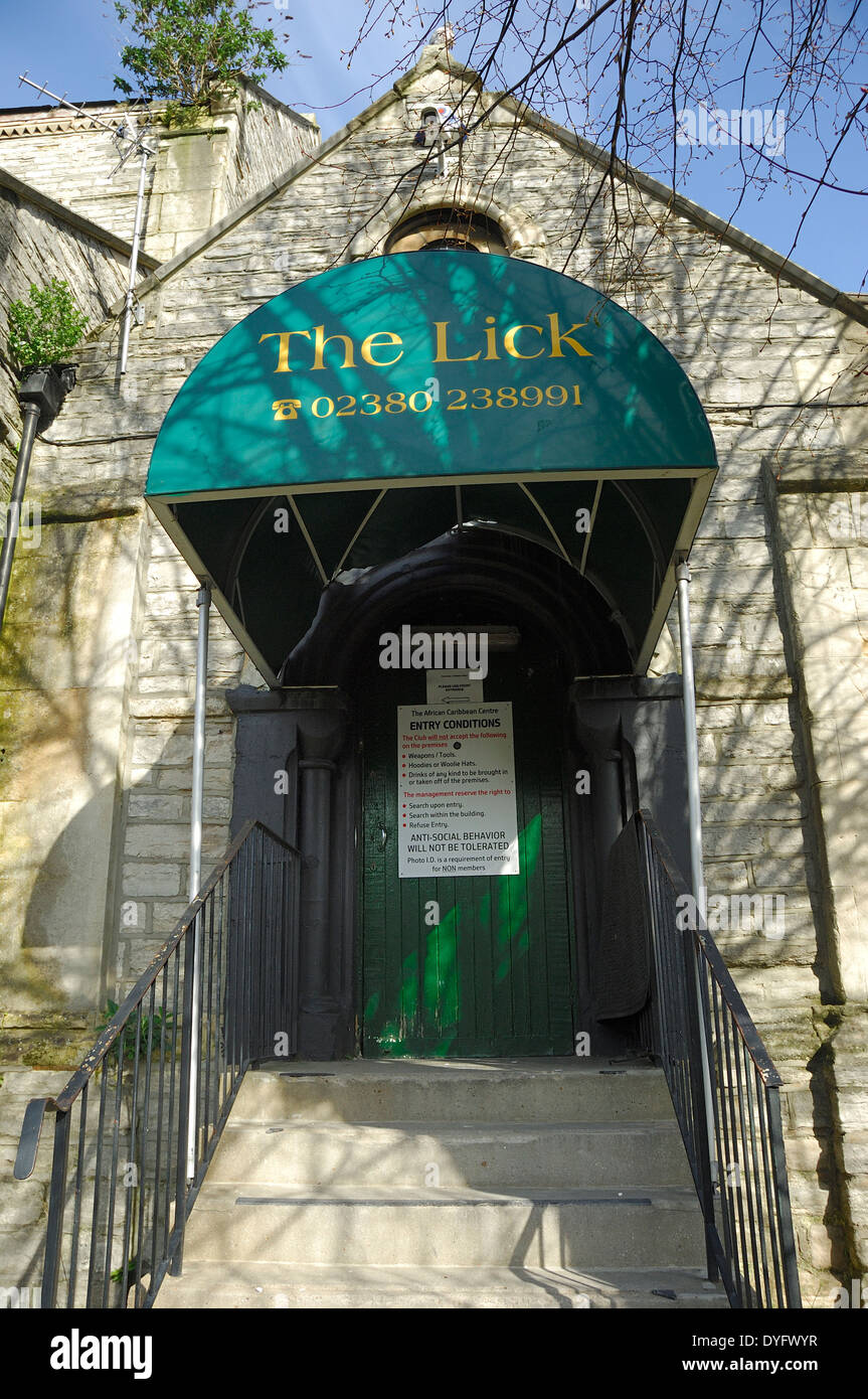 Lick, Afro Karibik Zentrum in der Trinity Church, Southampton, England Stockfoto