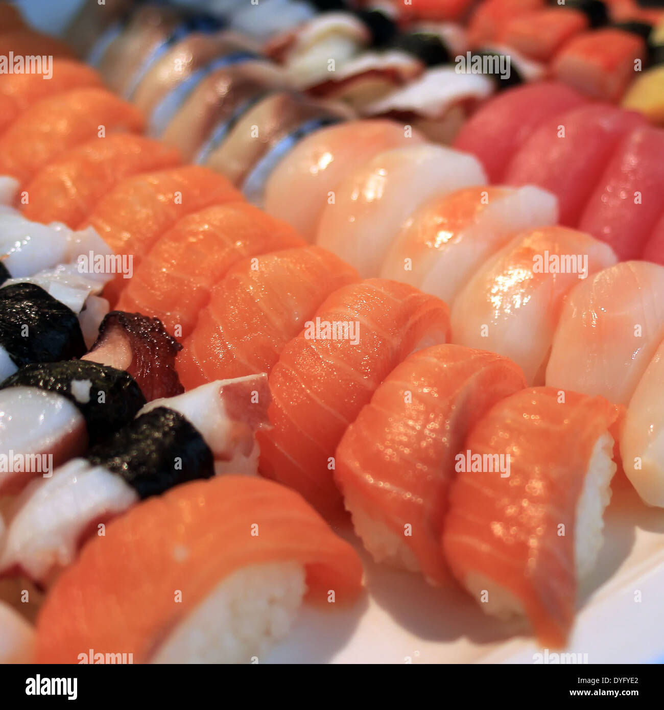 Nahaufnahme von Sushi Rollen traditionelles japanisches Essen Stockfoto