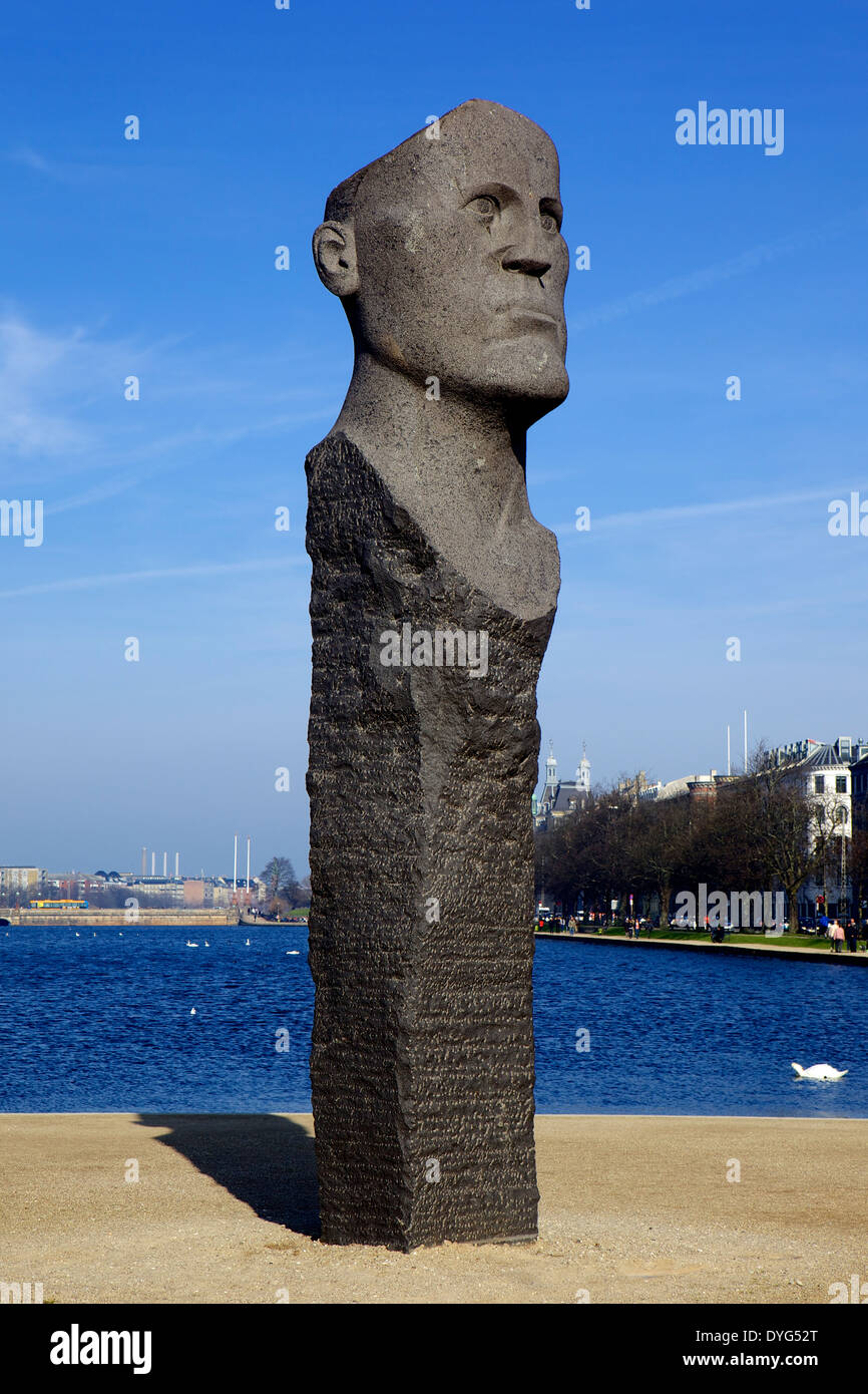 Dodekalitten des Bildhauers Thomas Kadziolas neben Peblinge Sø See in der Nähe von Søpavillonen, Kopenhagen, Dänemark, Skandinavien, Europa Stockfoto