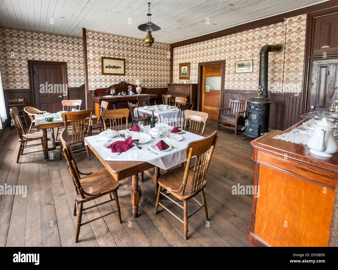 Speisesaal im Windsor Hotel, Fort Steele Erbe Stadt, Kootenay Region Ost, Britisch-Kolumbien, Kanada Stockfoto