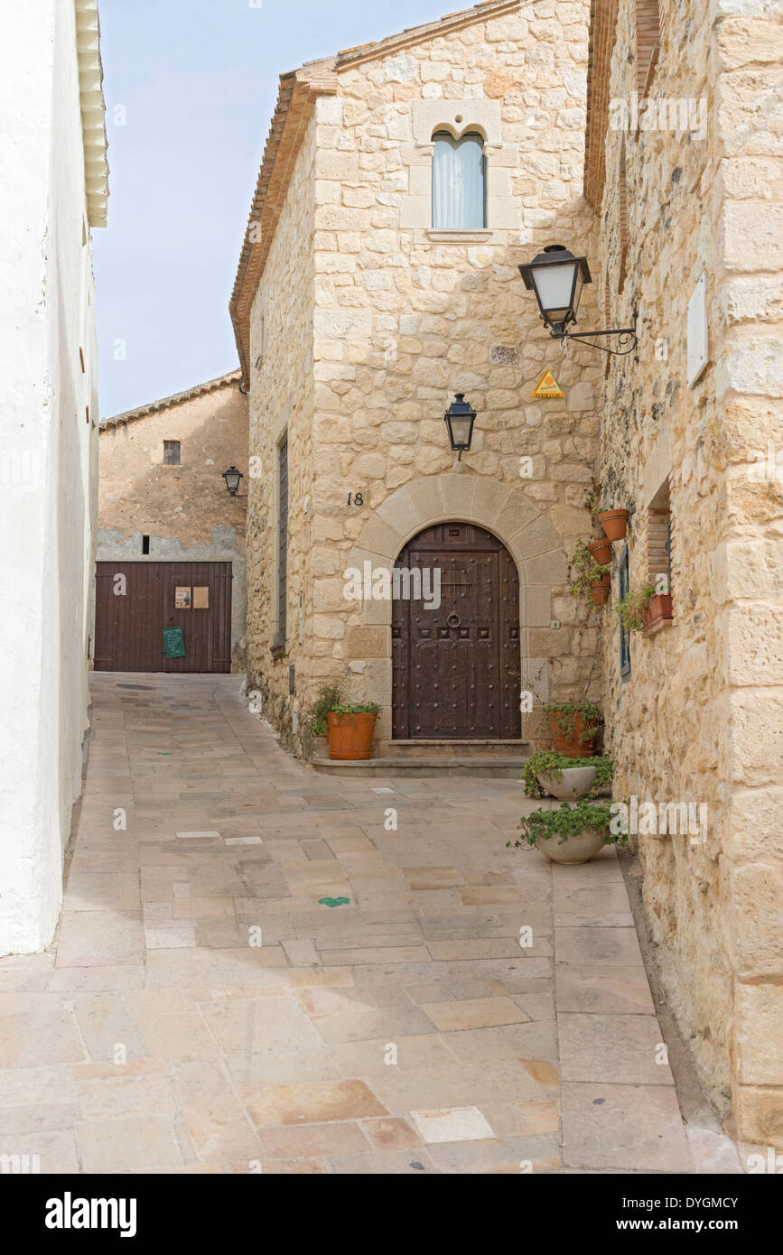 Alte Häuser in Castellet registrieren ich la Gornal Denkmal in der katalanischen Erbe indiziert in der Nähe von Barcelona, Spanien Stockfoto