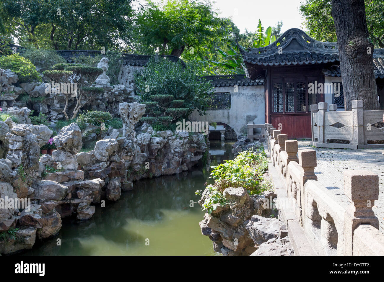 Altstadt Shanghai, Yu-Yuan-Garten-Basar-Kanal Stockfoto
