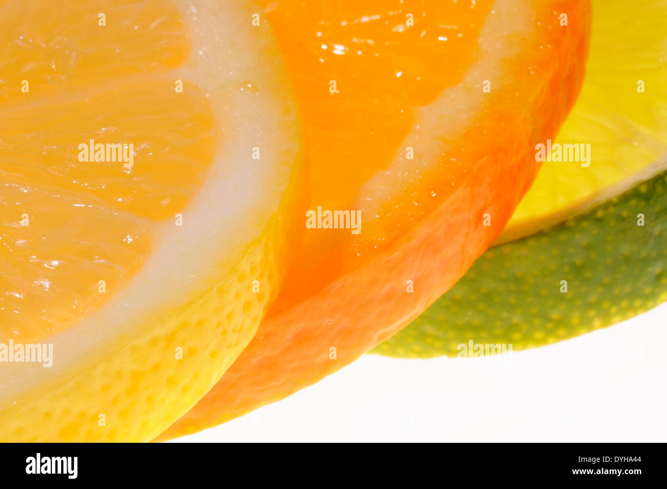 Scheiben von Zitrusfrüchten - Zitrone, Orange, Limette Stockfoto