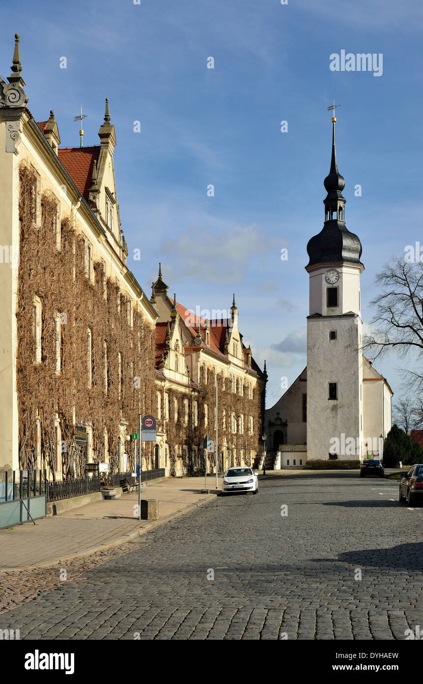 Riesa, Rathaus Und Klosterkirche Stockfoto