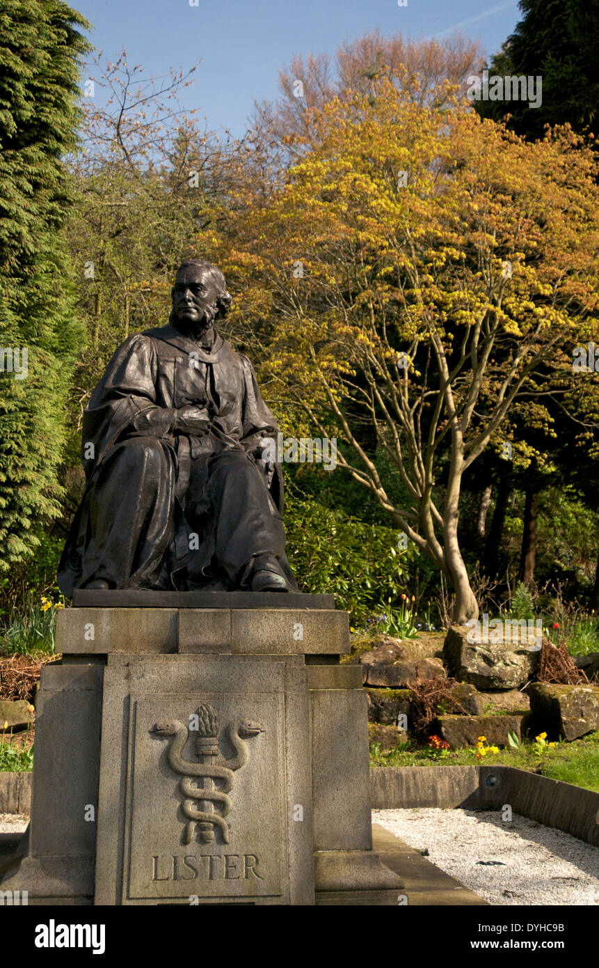 Statue von Lord Lister von George Henry Paulin im Kelvingrove Park, Glasgow Stockfoto