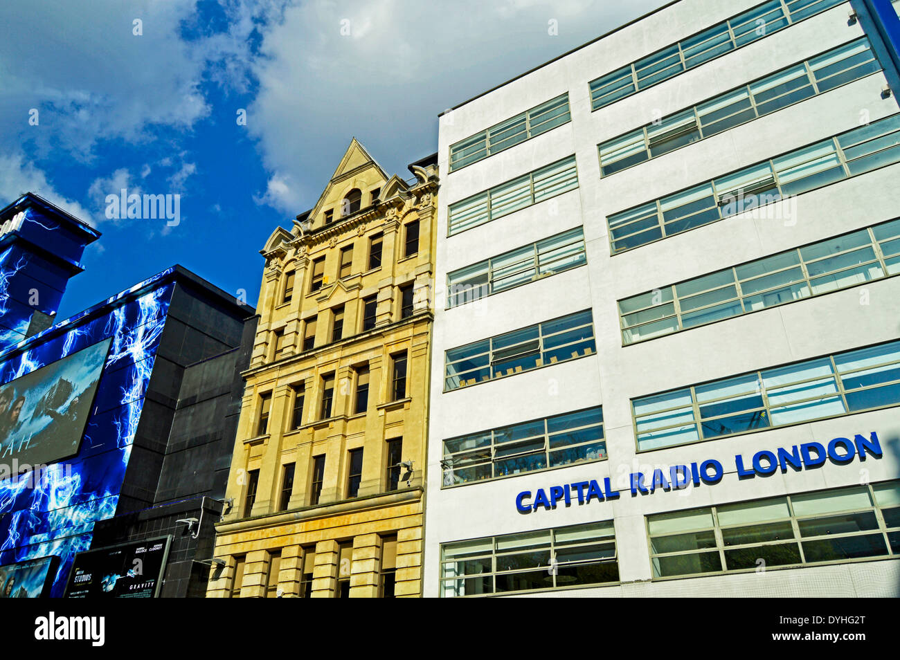 Capital Radio und Odeon Kino, Leicester Square, West End, London, England, Vereinigtes Königreich Stockfoto