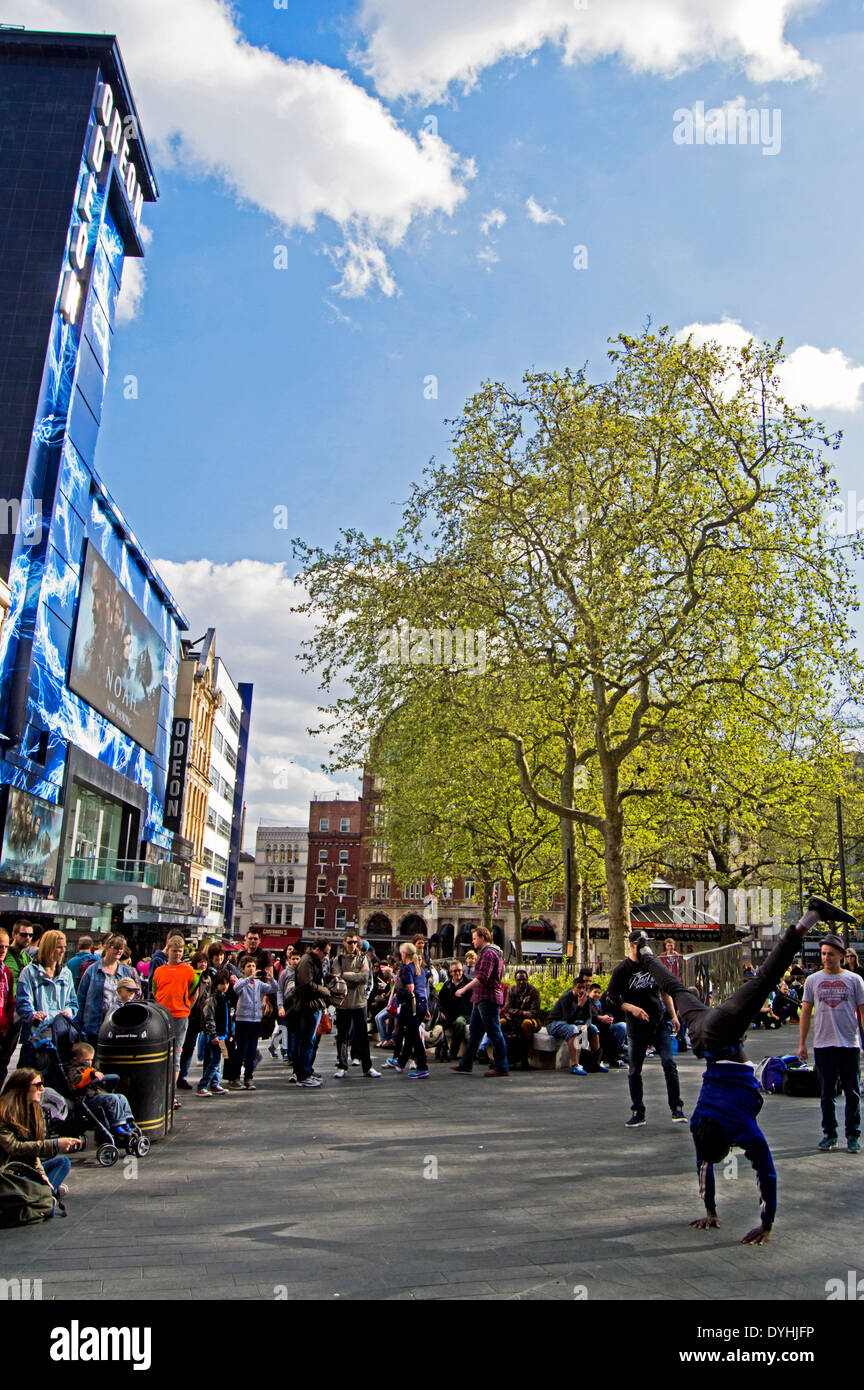 Entertainer im West End, Leicester Square, London, England, Vereinigtes Königreich Stockfoto