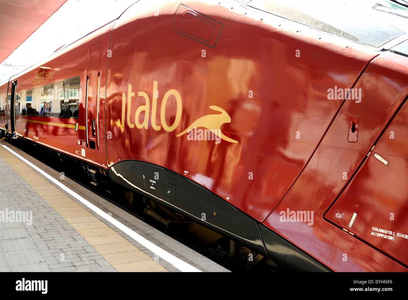 Italo ntv train Fotos und Bildmaterial in hoher Auflösung Alamy
