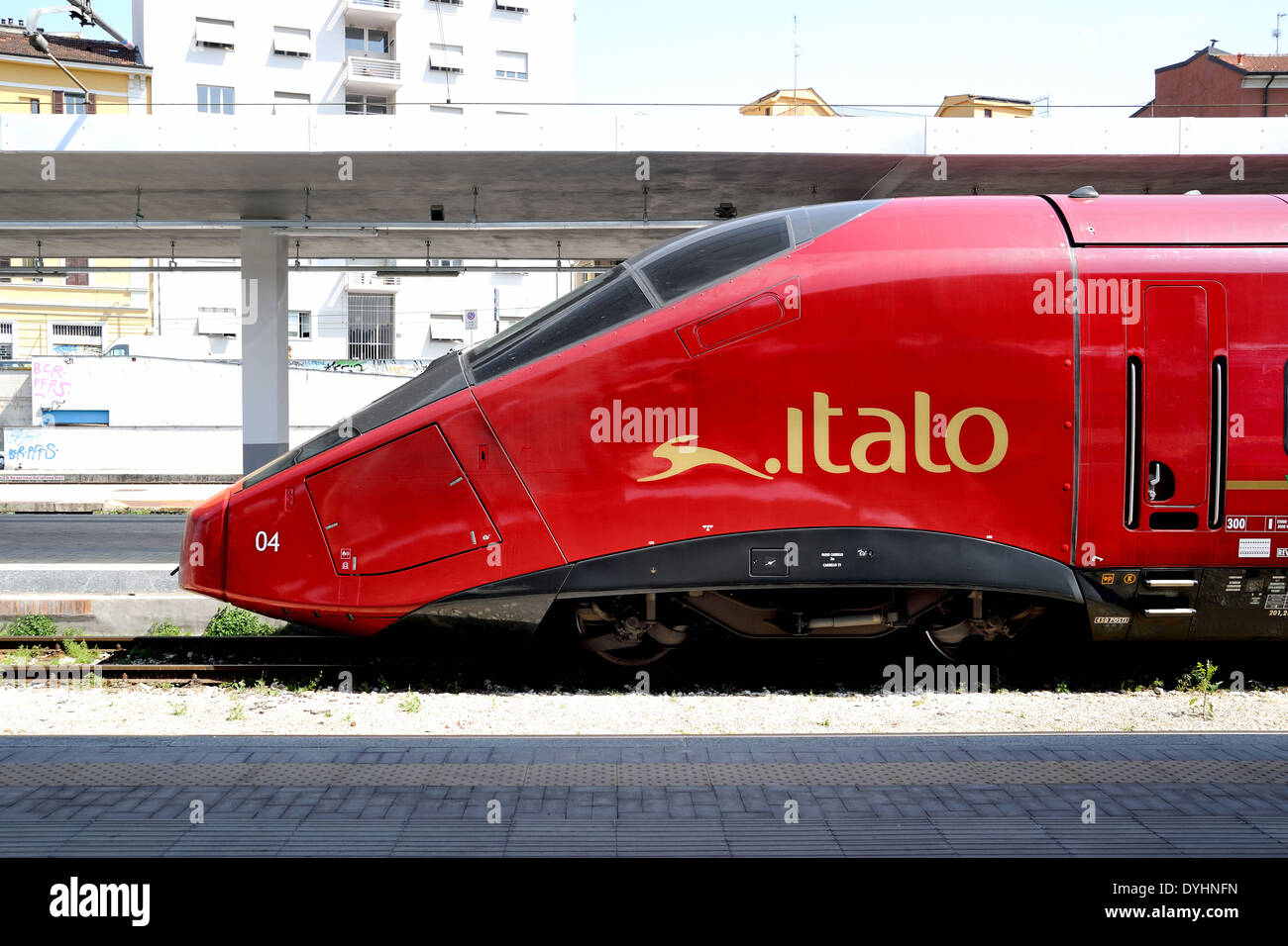 Der Italo Kopf Zug in den Bahnhof Porta Garibaldi (Mailand). Stockfoto